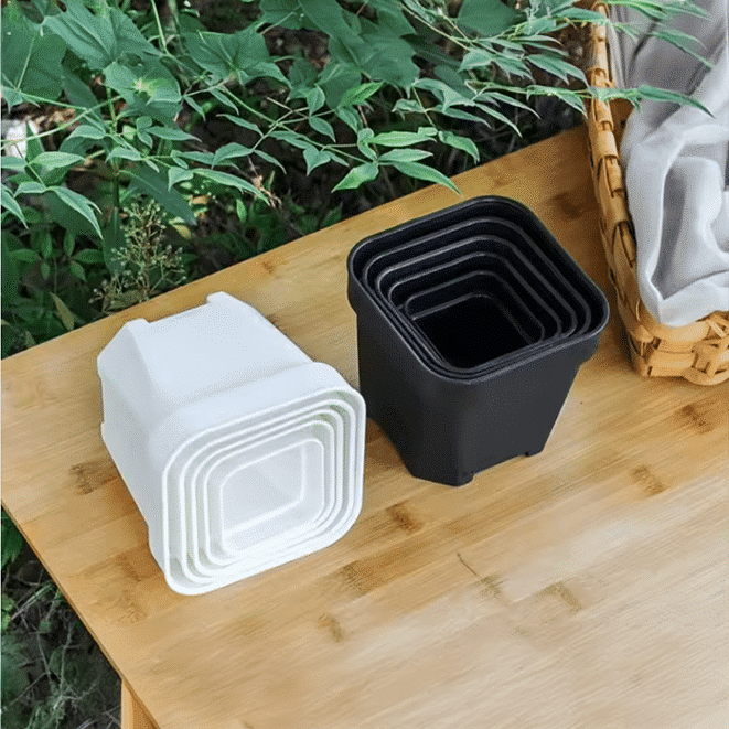 White Plastic Square Nursery Succulent Pot / Set of 2 thumbnail 3